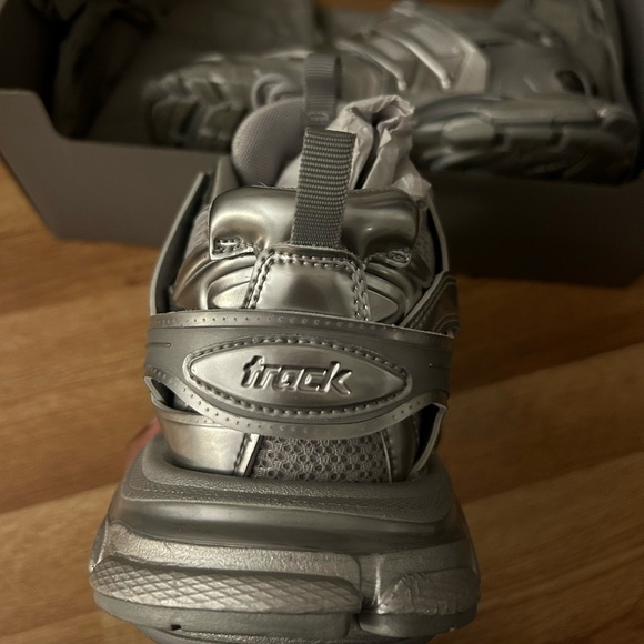 BALENCIAGA TRACK RUNNERS - Picture 7 of 9